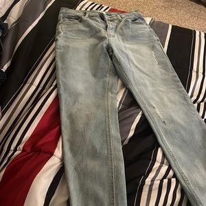 size 8 , light blue skinny jeans .
